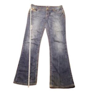 womens size 13 Amethyst blue jeans relaxed fit,low rise,flare/bootcut